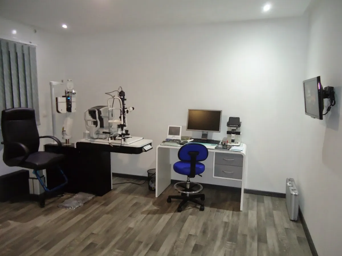 Dr Redouane El Hlimi — Ophtalmologue