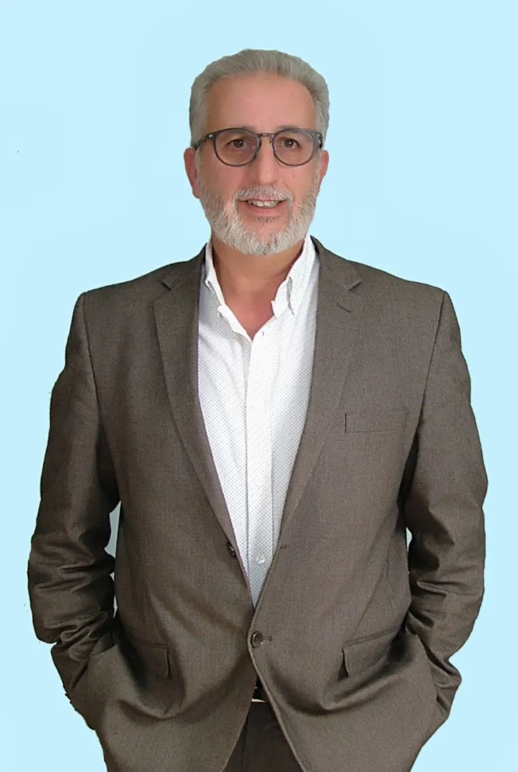 Dr Aziz Harradi — Ophtalmologue