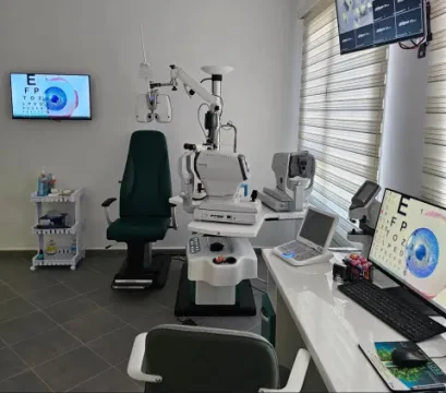 Dr Siham Baroudi - Ophtalmologue