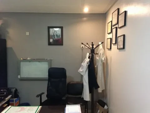 Dr Mounir Saouri - Chirurgien orthopédiste