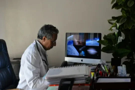 Dr Ali Oudghiri - Gastro-entérologue