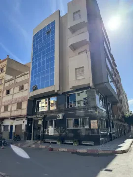 د. يوسف وليت — طبيب الغدد والسكري