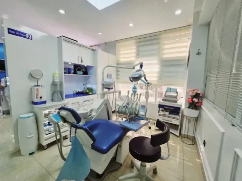 Dr Faïçal Bachiri - Chirurgien-dentiste