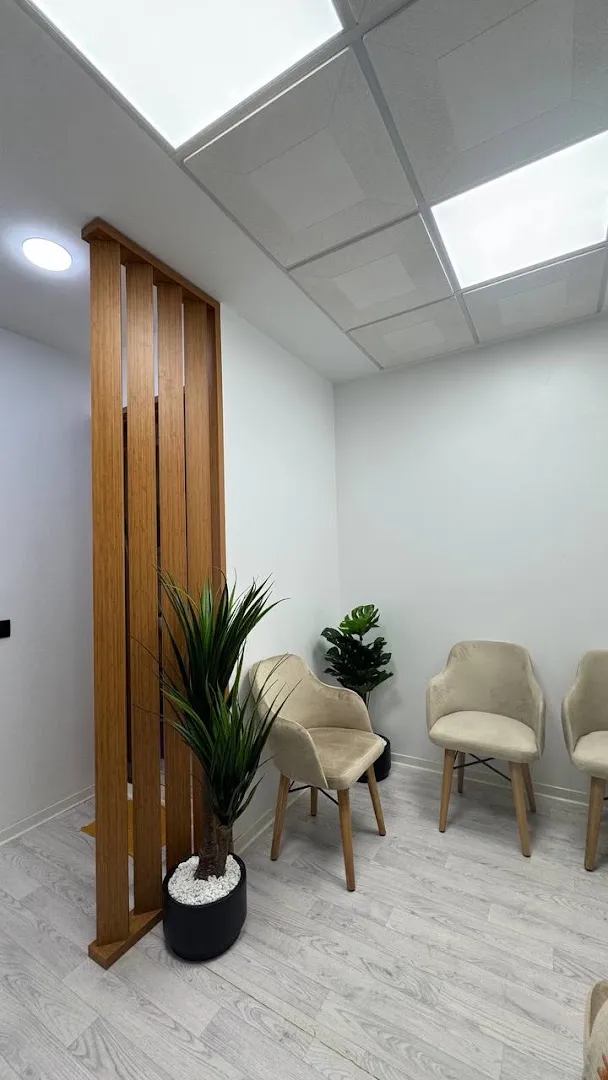 Dr. Bencherki Youssef - Urologue & Andrologue