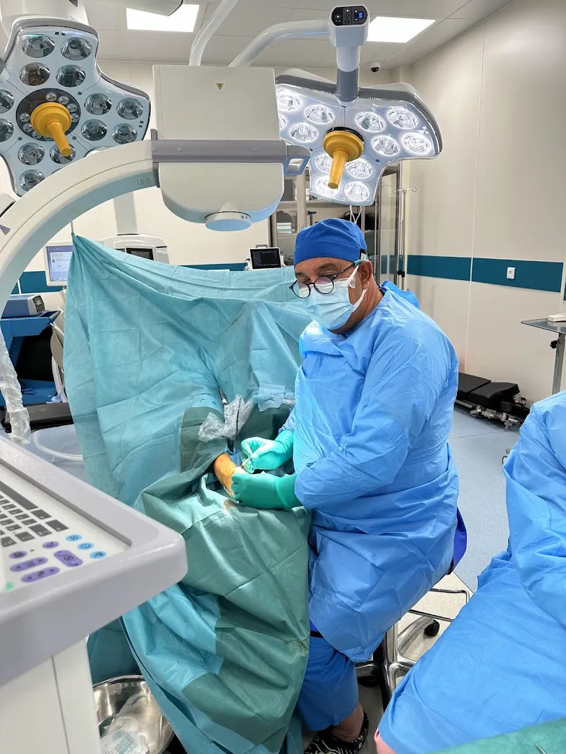 Dr Ali El Kohen