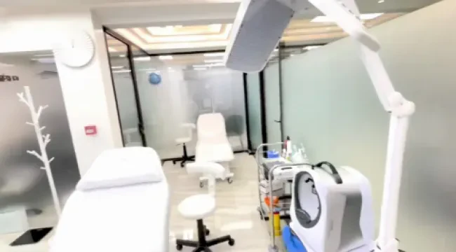Dr Lahlou Brazilian Clinic