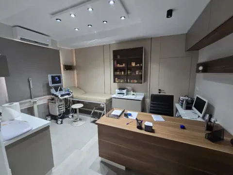 Dr Stoti Nawal - Médecin de Famille
