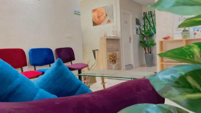 Dr Sara Choukarah - Chirurgien-dentiste