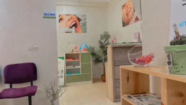 Dr Sara Choukarah - Chirurgien-dentiste