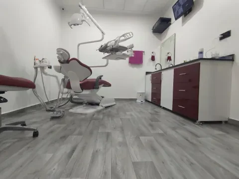 Dr Redouane Jamai, Chirurgien-dentiste