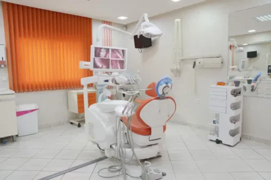 Dr El Mendili Mustapha — Chirurgien-dentiste
