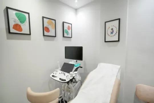Dr Lahkim Bennani Ayman - Gynécologue-obstétricien