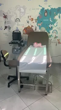 Dr Ain El Hayat Imane - Pédiatre
