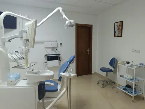 Centre Dentaire Spécialisé Dr. Boucetta Madiha