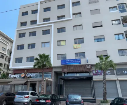 Dr Kenza Benouhoud - Ophtalmologue