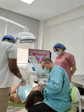 Dr Moussa Bellafqih - Centre Dentaire Spécialisé