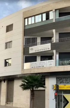 Dr Sakhi Hasnaa, Psychiatre