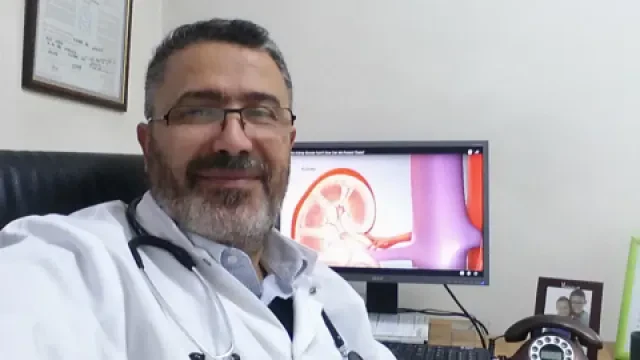 Dr Faik Hassan, Urologue