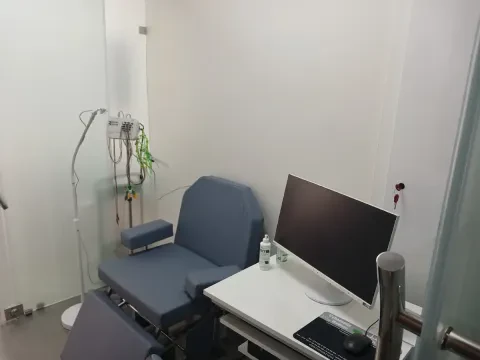 Dr Fatima Zahra Ben Rouijel - Neurologue