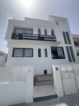 Dr Abdelilah Sami — Neurochirurgien
