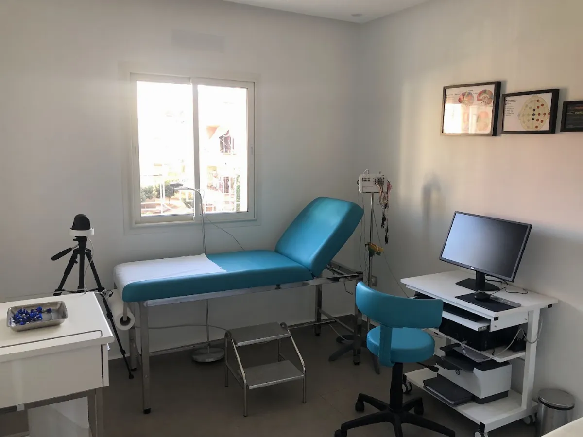 Dr Rim Amzil — Neurologue