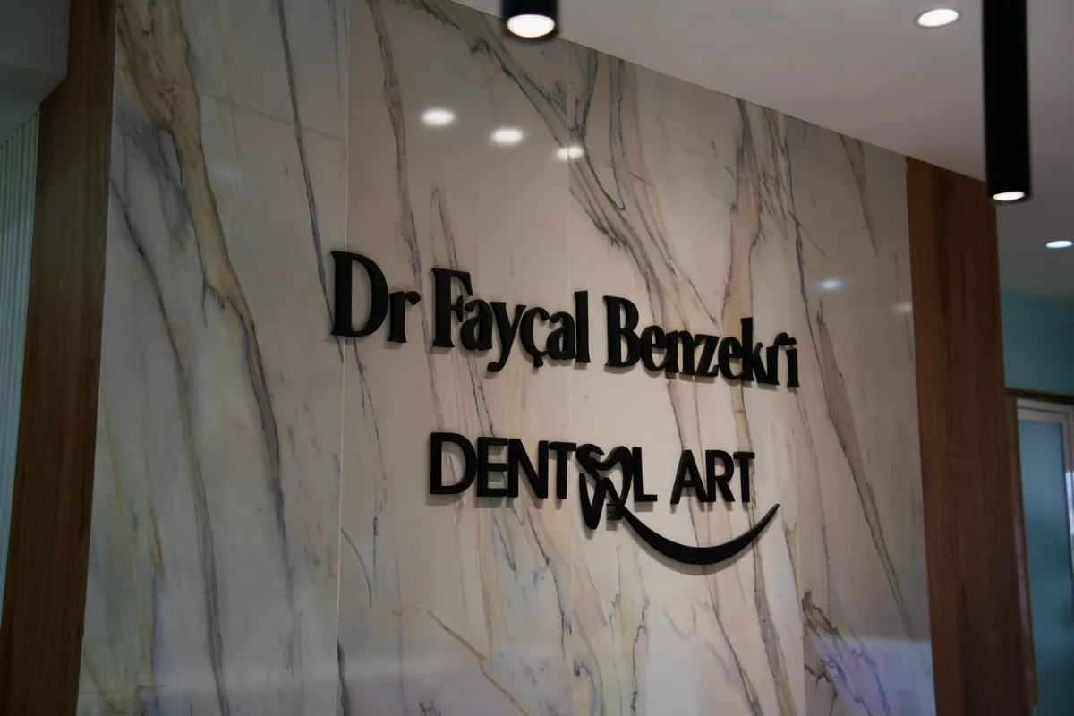 Dr Fayçal Benzekri, Chirurgien-dentiste