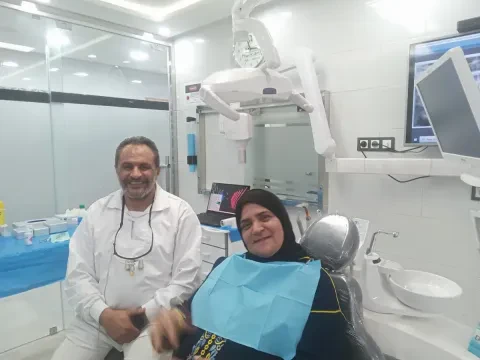 د. فؤاد الراشدي، طبيب تقويم الأسنان