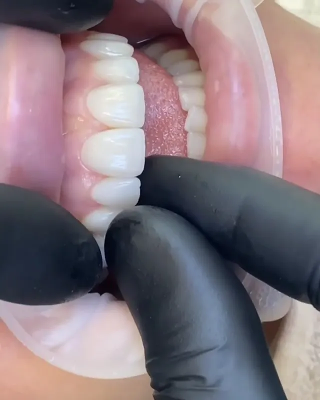 Dr Mustapha Biya, chirurgien-dentiste