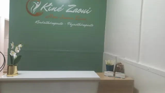 كينيه زاوي