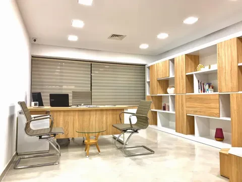 د. لحلالي نرجس — طبيبة نفسية