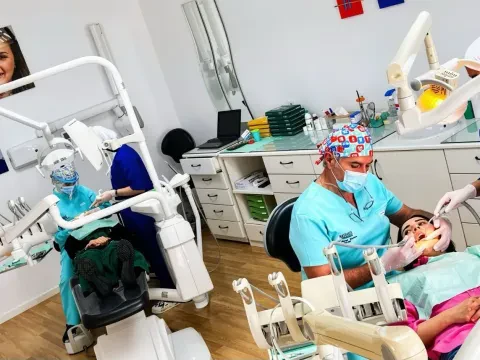 Dr. Mounir Nachabe - Orthodontiste