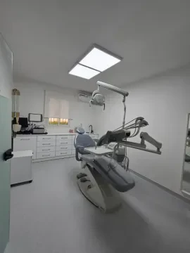 Dr Benyaich Mounia (Dentiste)