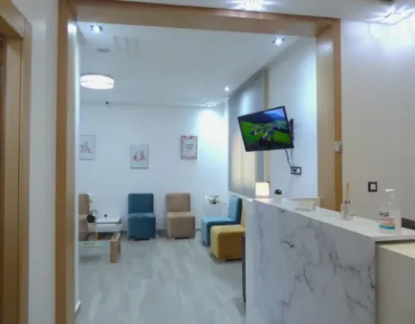 Cabinet Dentaire d'Orthodontie et d'Implantologie - Dr El Mkadmi Meryem