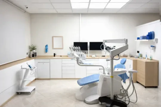 Dr Ahmed Chariba, Chirurgien-dentiste et orthodontiste