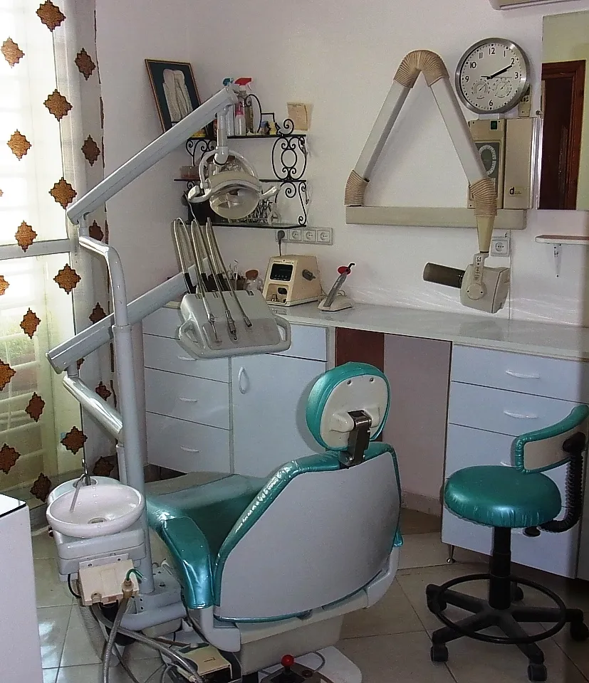 Esthetic Implant