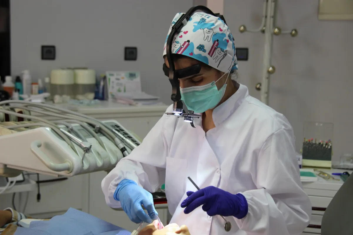 Dr Sanae Quortobi - Médecin Dentiste