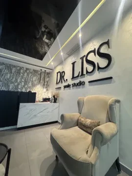 Dr. LISS Smile Studio