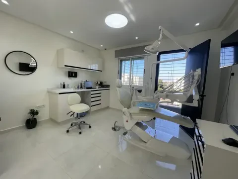 DUO SMILE – Dr Mohammed Amine El Ghorfi, Dr Nassima El Fakir