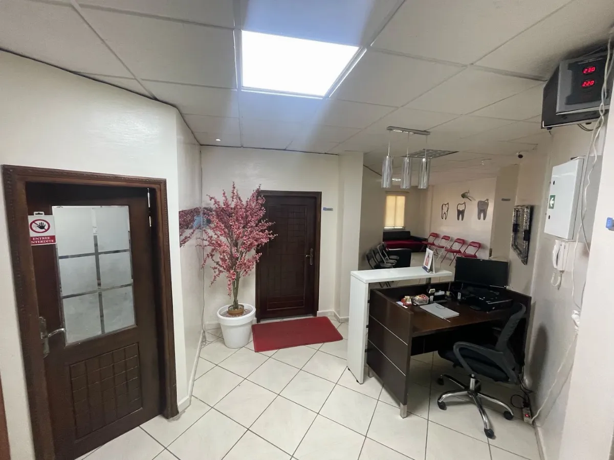 Clinique Sahara Dentaire Laâyoune - Dr. Nababi Mouhcine