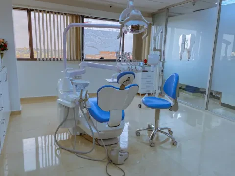 Centre Dentaire Laâyoune - Dr. Amine Blal