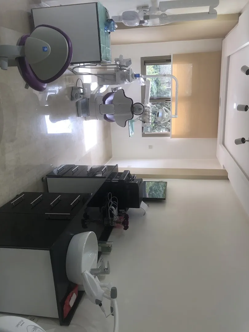 Cabinet de Dentiste Dr Belhadi