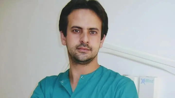 Dr Idrissi-Fawzi Oussama, Chirurgien-dentiste et orthodontiste