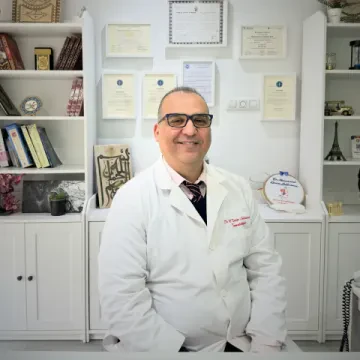 Dr Karim Lakhssassi - Dermatologue à Fès