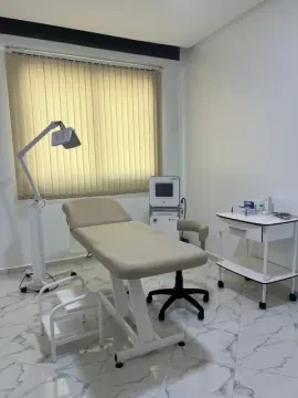 Dr EL Harrar Loubna - Dermatologue, Esthétique & Laser