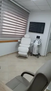 Cabinet Dr Ihssane Ait Belaid — Dermatologue