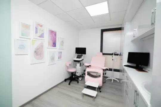Dr Fatima Boutaibi — Gynécologue