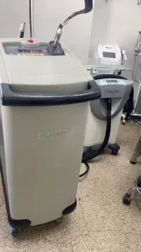 Dr Zoubida Alioua — Dermatologue esthétique et laser