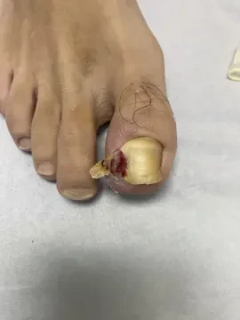 Dr Zoubida Alioua — Dermatologue esthétique et laser