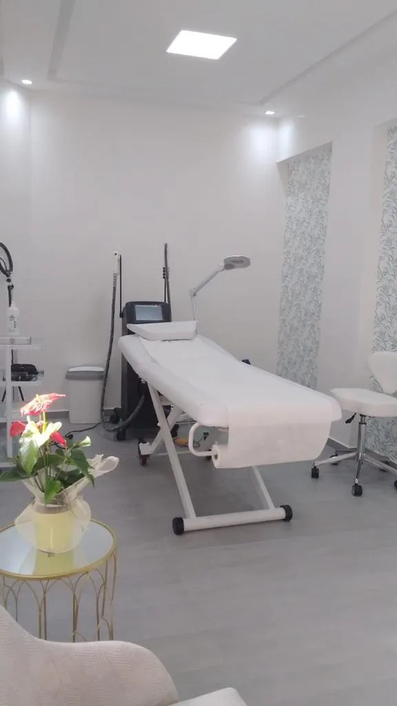 Dr El Mouedden Asmae - Dermatologue