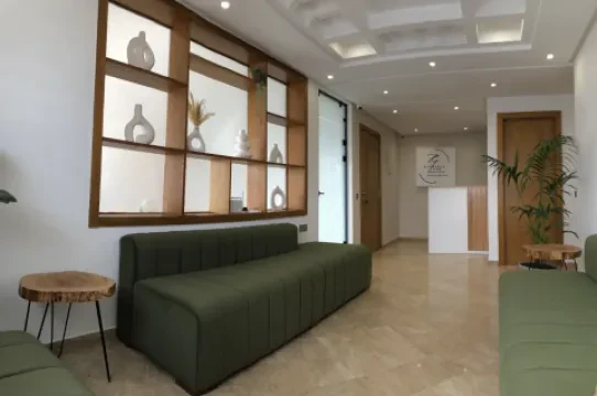 Dr Raounak Imane - Dermatologue Temara Centre